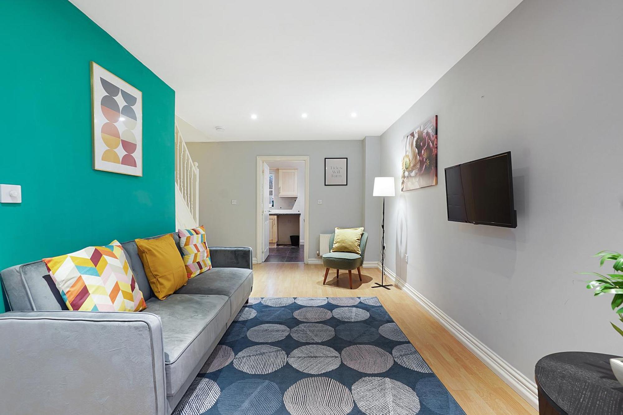 Comfortable Stylish Townhouse In Ashford Sleeps 5 Netflix 2 Parking Spaces Perfect For Contractors And Families Exterior foto